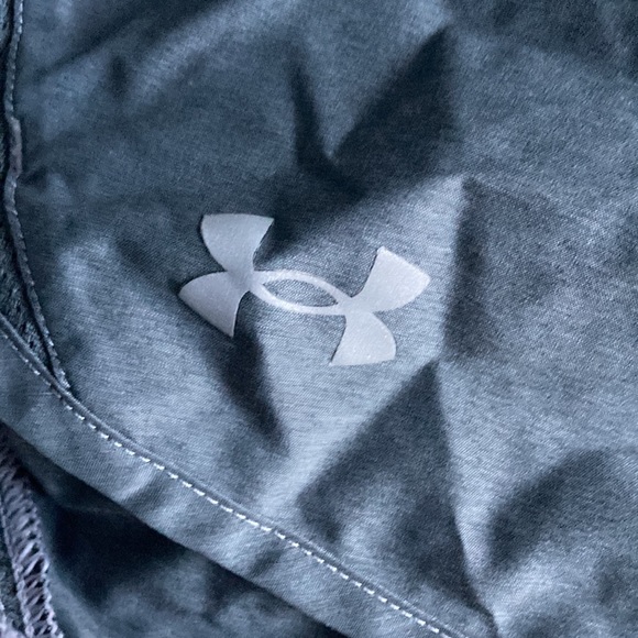 Women’s UA Fly-By 2.0 Shorts - Picture 4 of 4